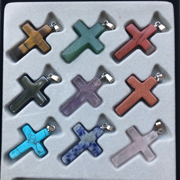 MAKE AN OFFER Jewelry - Cross necklace set